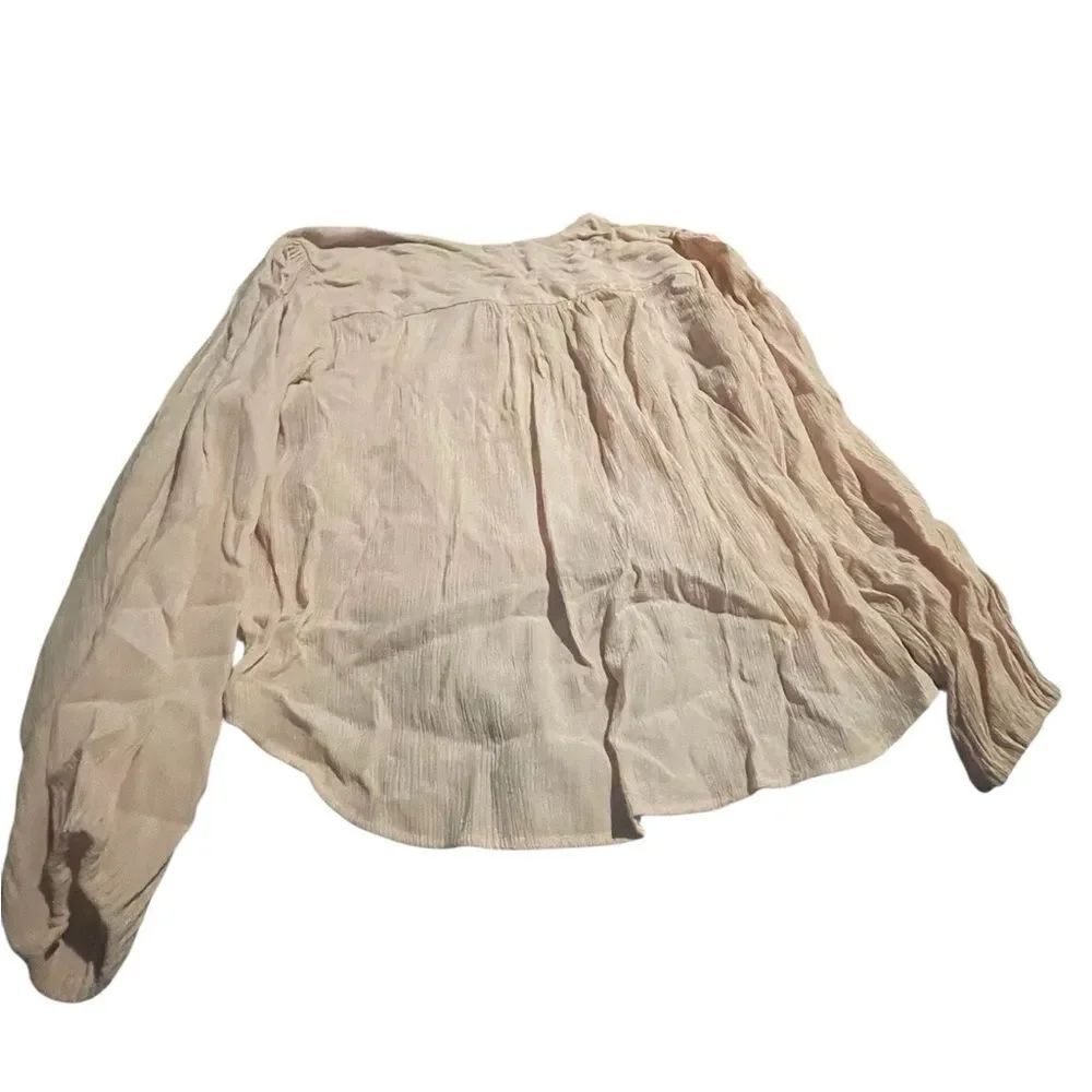 Free People pale pink Blouse like new size medium
